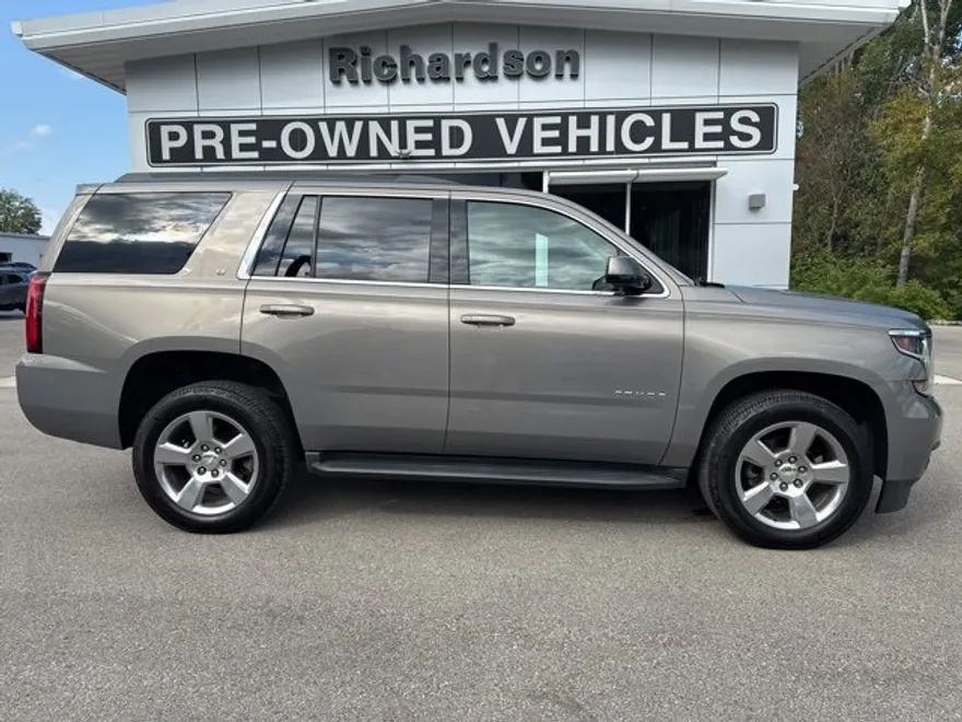 2018 Chevrolet Tahoe LT photo 1
