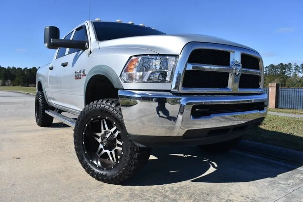 2017 Ram 2500 Tradesman photo 1