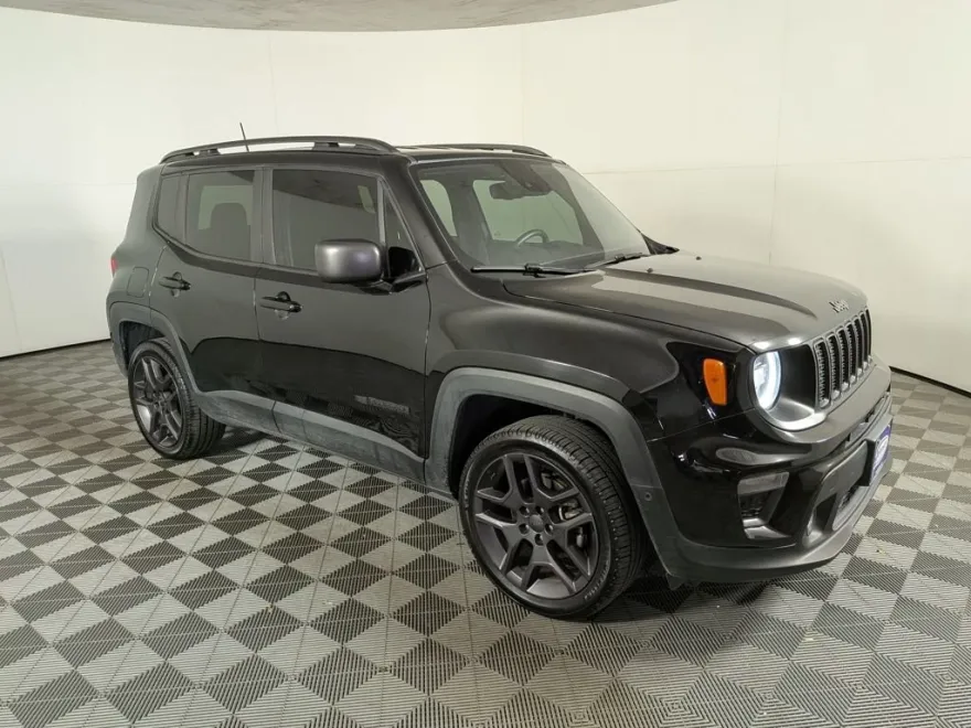 2021 Jeep Renegade Latitude photo 1