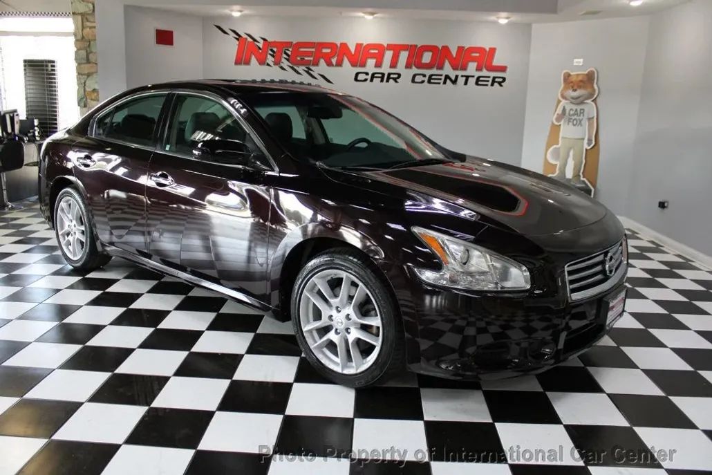 2012 Nissan Maxima photo 1