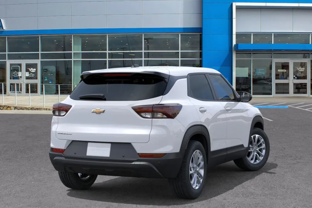 2026 Chevrolet Trailblazer LS photo 1