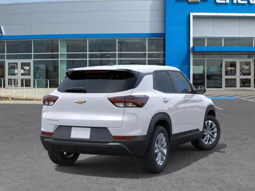 2026 Chevrolet Trailblazer LS photo 1