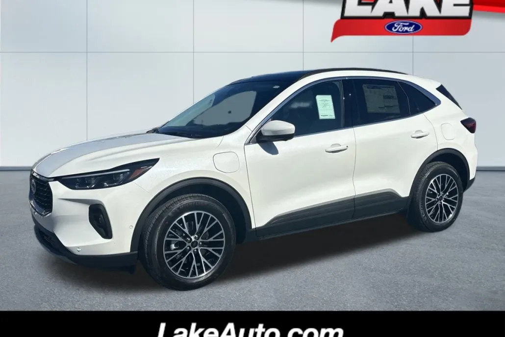 2024 Ford Escape photo 1