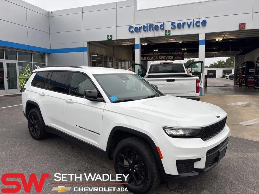 2024 Jeep Grand Cherokee Altitude photo 1