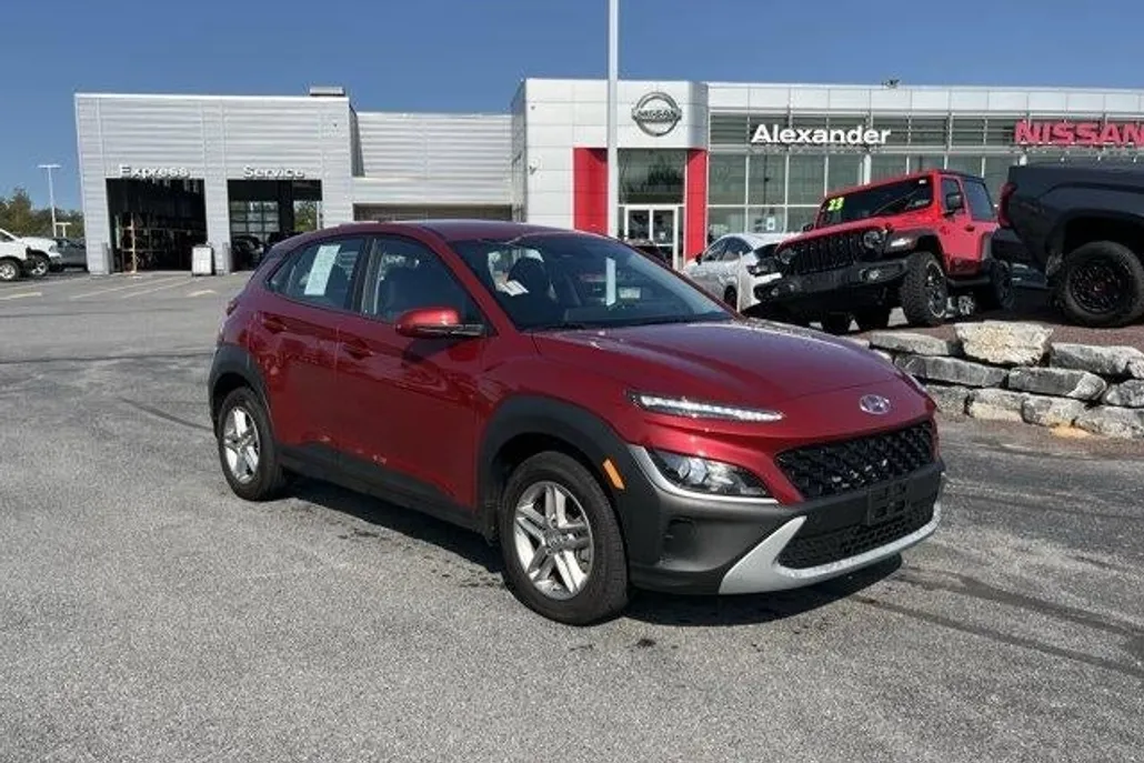 2023 Hyundai Kona SE photo 1