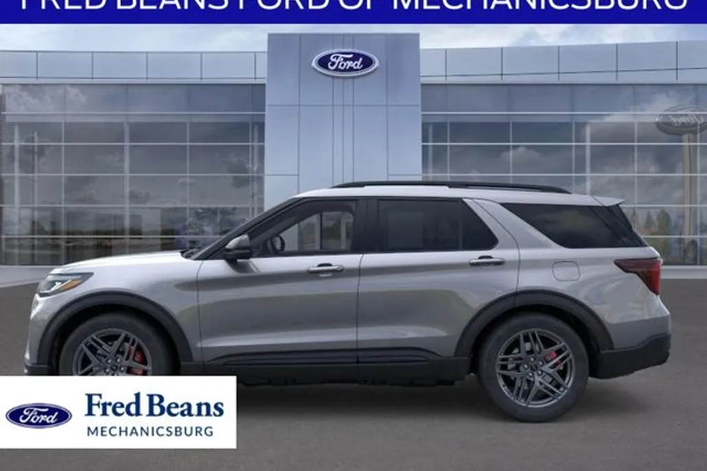 2025 Ford Explorer ST photo 1