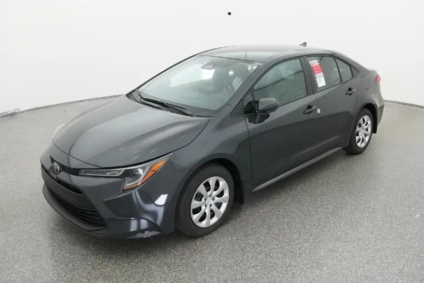 2025 Toyota Corolla LE photo 1