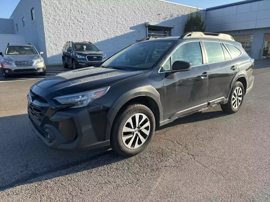 2024 Subaru Outback 2.5i photo 1
