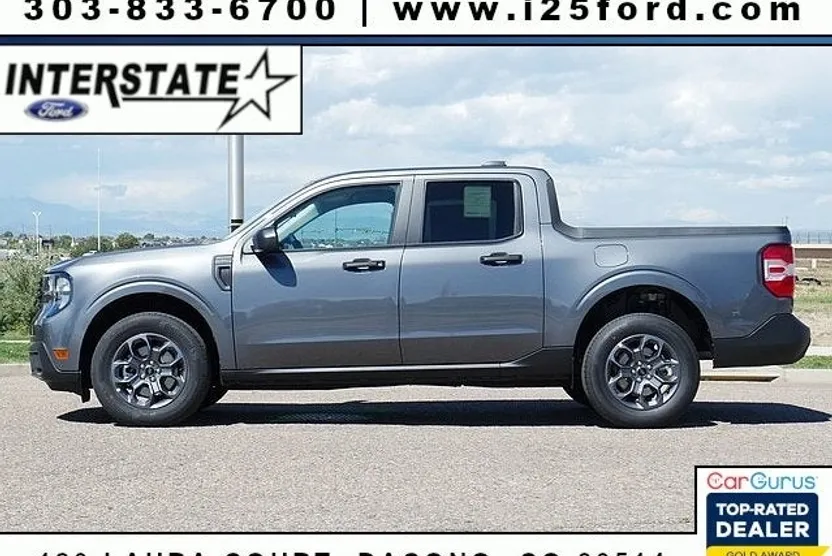 2025 Ford Maverick XLT photo 1