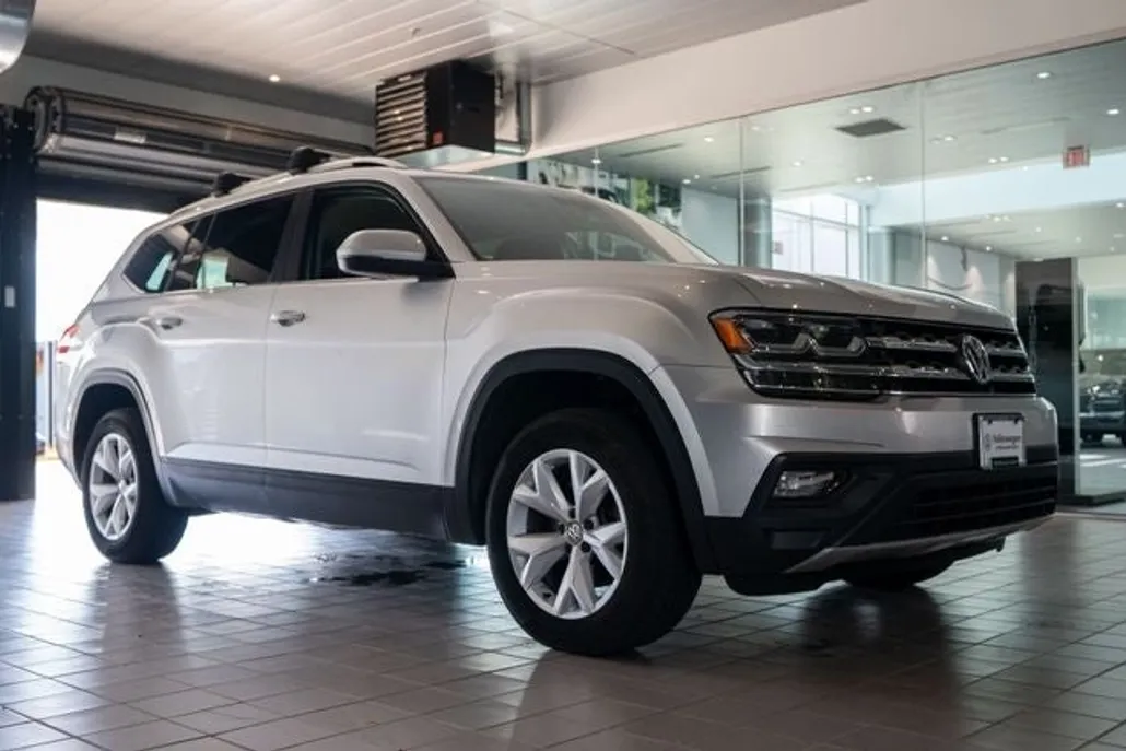 2018 Volkswagen Atlas V6 SE photo 1