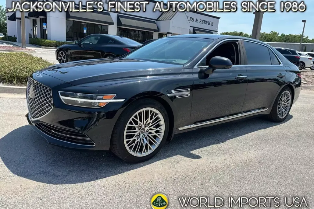 2021 Genesis G90 5.0L Ultimate photo 1