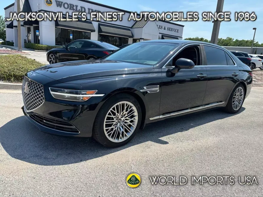 2021 Genesis G90 5.0L Ultimate photo 1