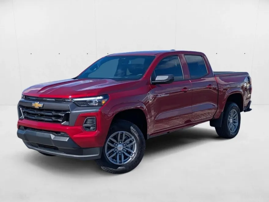 2026 Chevrolet Colorado LT photo 1