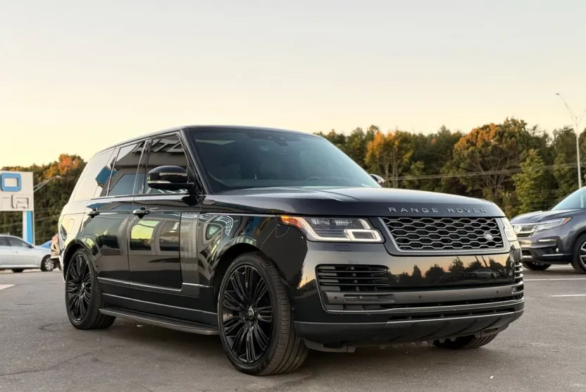 2020 Land Rover Range Rover HSE photo 1