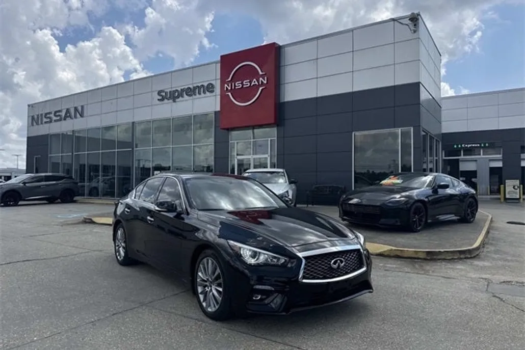 2022 Infiniti Q50 LUXE photo 1