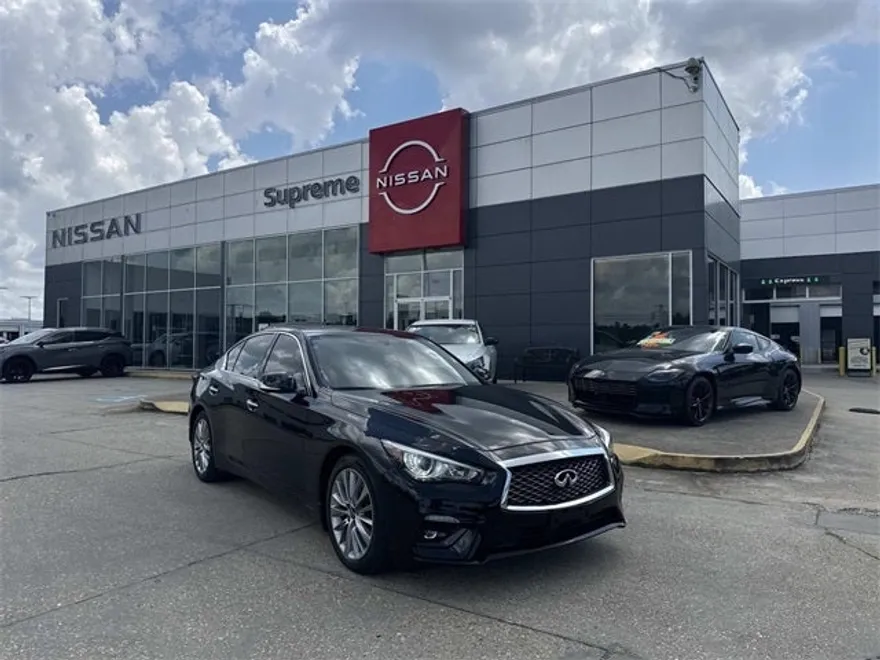 2022 Infiniti Q50 LUXE photo 1