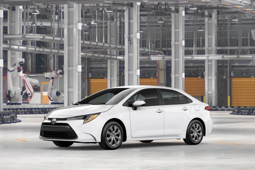 2026 Toyota Corolla LE photo 1