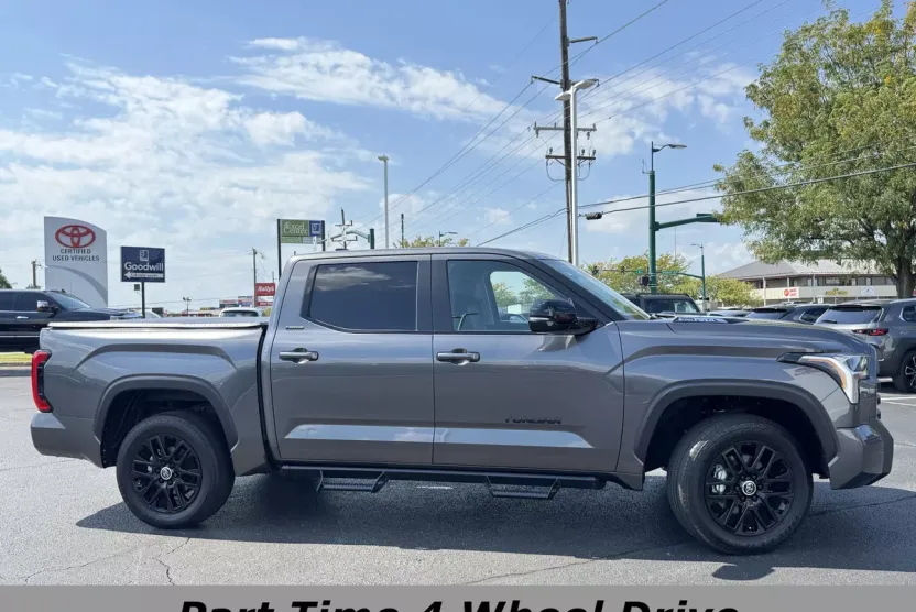 2024 Toyota Tundra Limited CrewMax photo 1