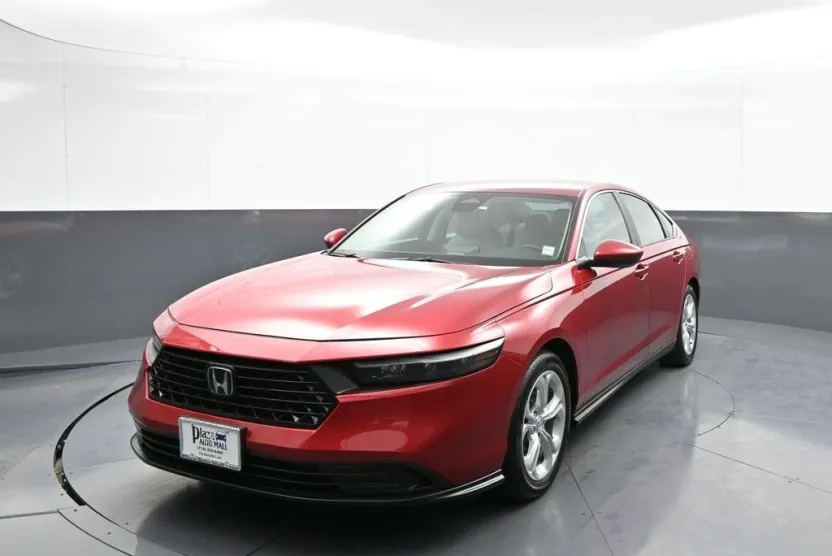 2023 Honda Accord LX photo 1
