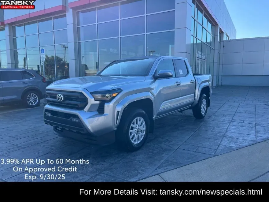 2025 Toyota Tacoma SR5 photo 1