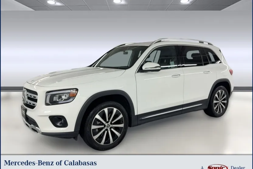 2020 Mercedes Benz GLB 250 photo 1
