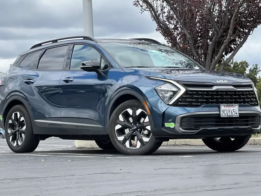2023 Kia Sportage Plug-In Hybrid X-Line photo 1