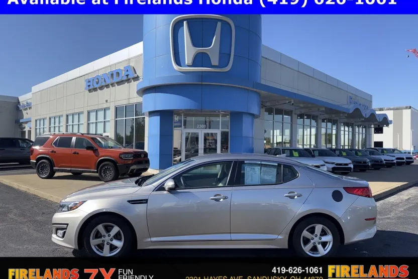 2015 Kia Optima LX photo 1