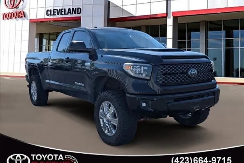 2018 Toyota Tundra SR5 photo 1