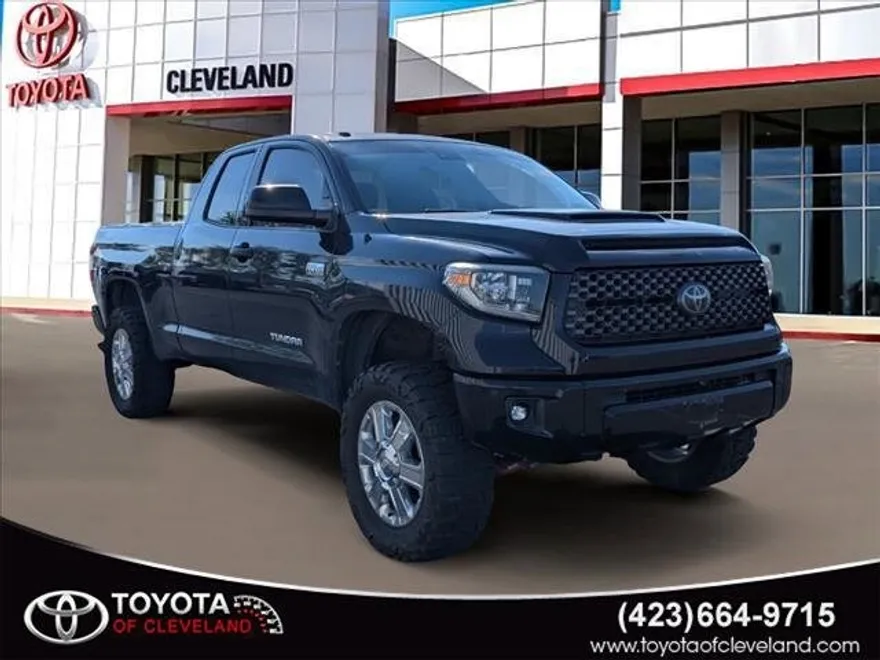 2018 Toyota Tundra SR5 photo 1