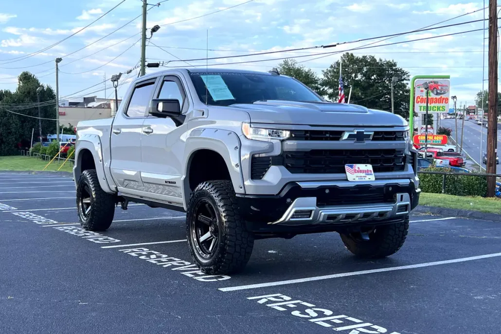 2024 Chevrolet Silverado 1500 photo 1
