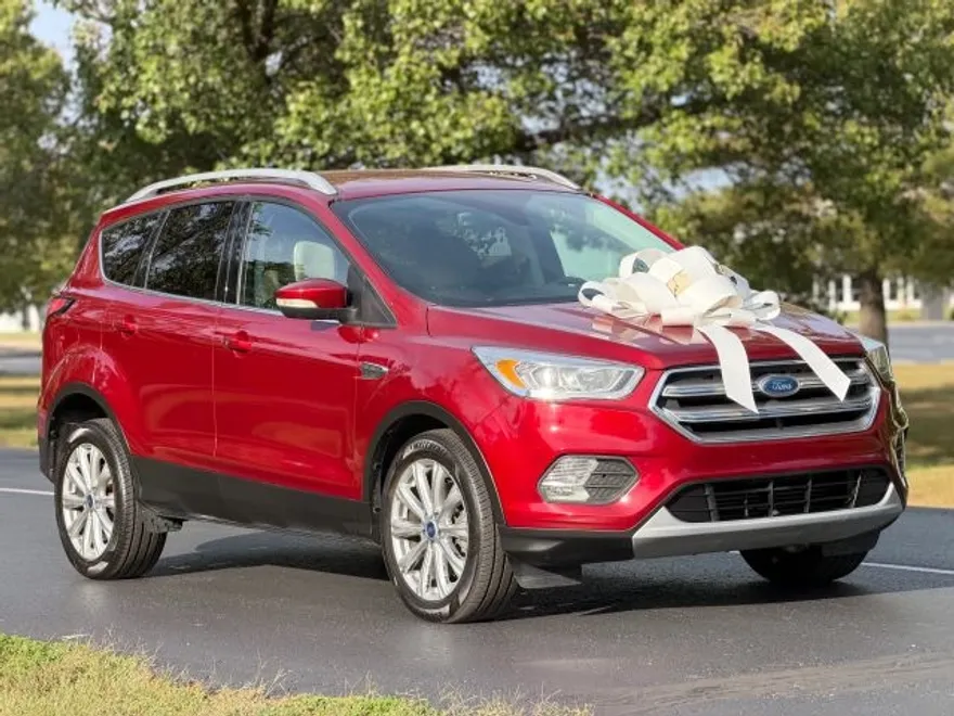 2017 Ford Escape Titanium Sport photo 1