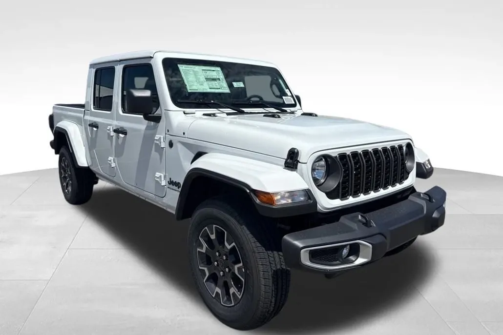 2025 Jeep Gladiator Sport S photo 1