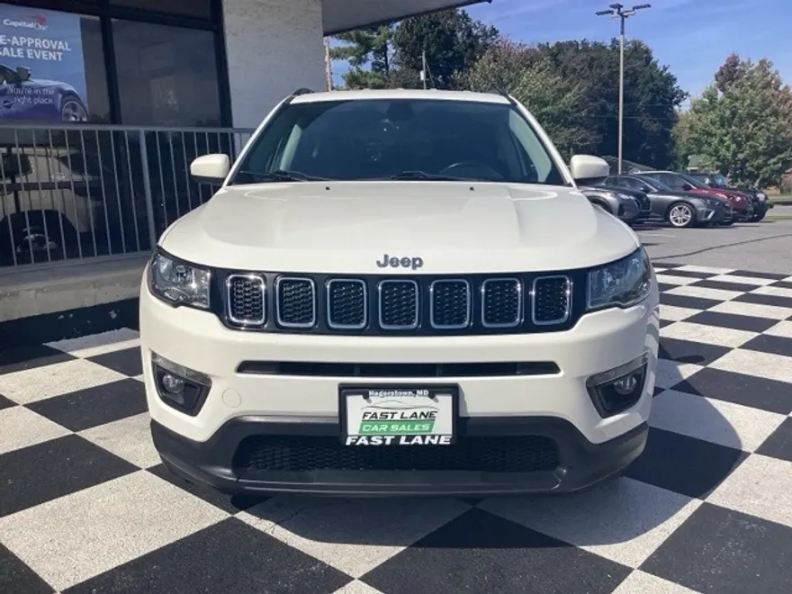 2018 Jeep Compass Latitude photo 1