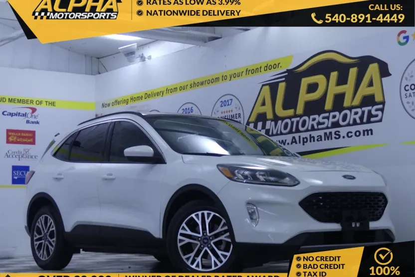 2022 Ford Escape SEL photo 1