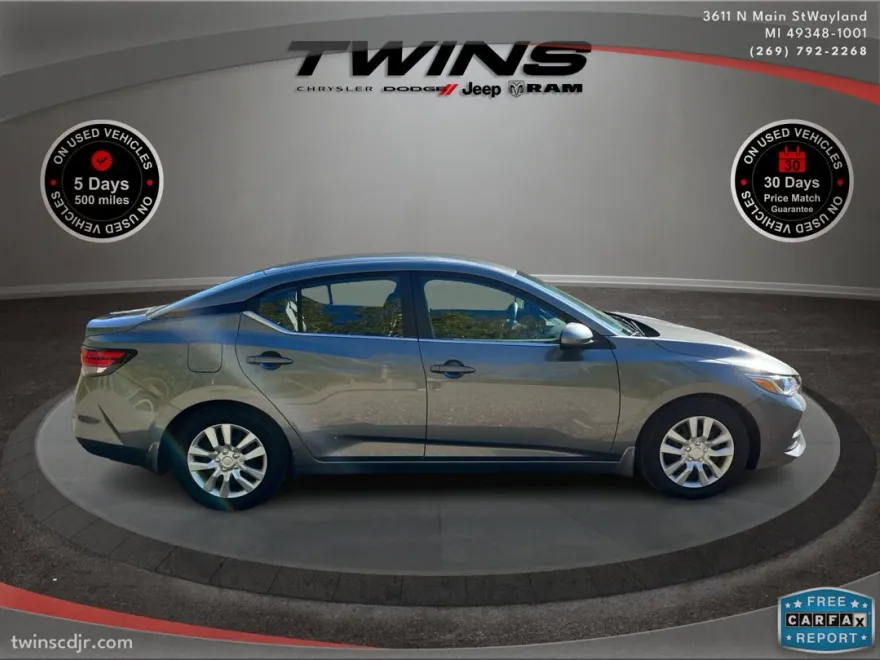 2022 Nissan Sentra S photo 1