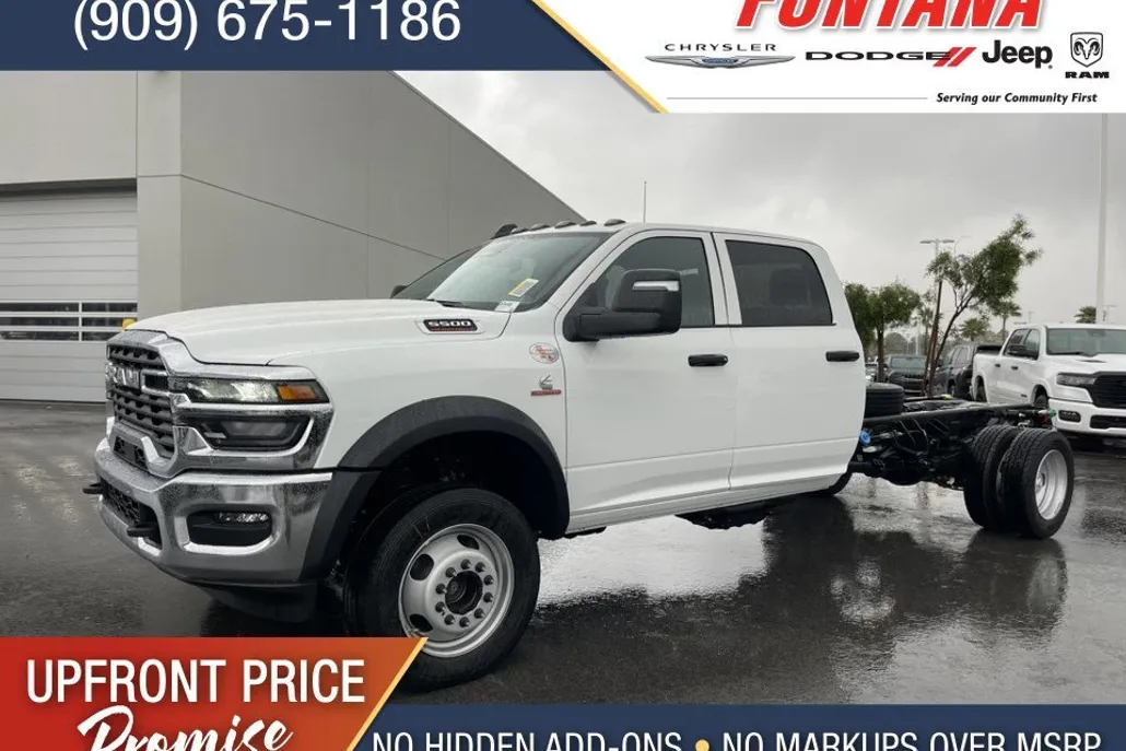 2025 Ram 5500 Tradesman photo 1