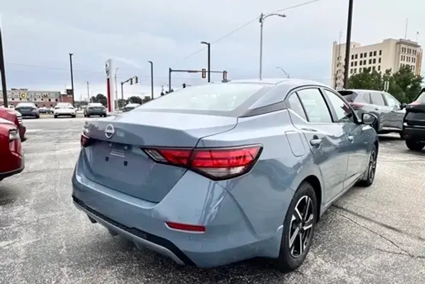 2025 Nissan Sentra SV photo 1