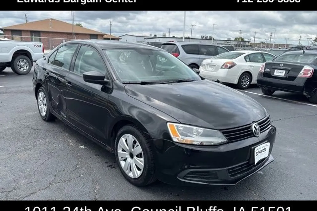 2011 Volkswagen Jetta 2.0 Base photo 1