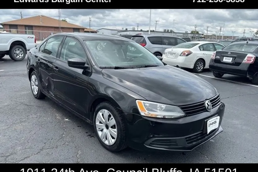 2011 Volkswagen Jetta 2.0 Base photo 1