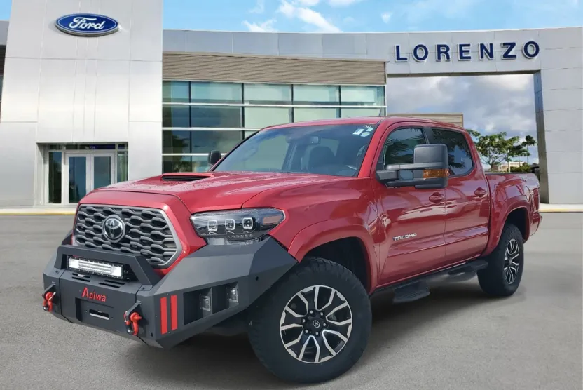2023 Toyota Tacoma TRD Sport photo 1