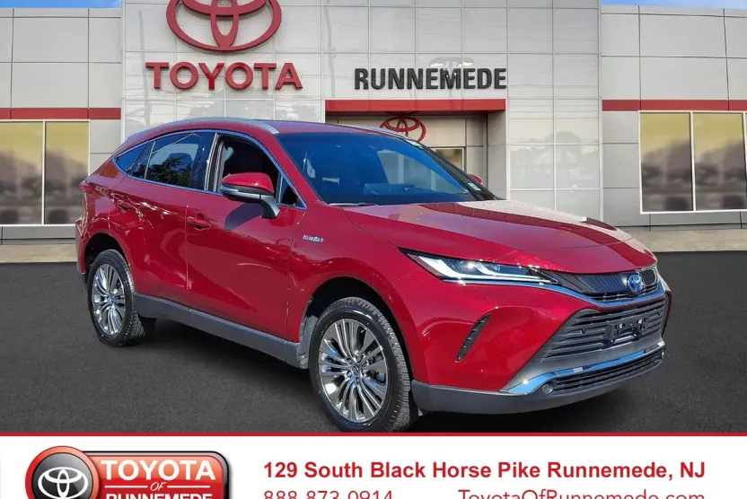 2021 Toyota Venza XLE photo 1