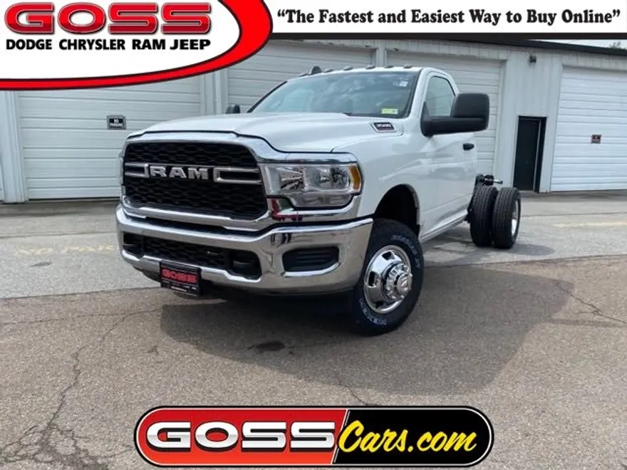 2024 Ram 3500 photo 1
