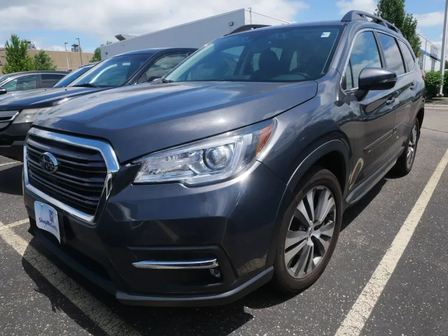 2021 Subaru Ascent Limited photo 1