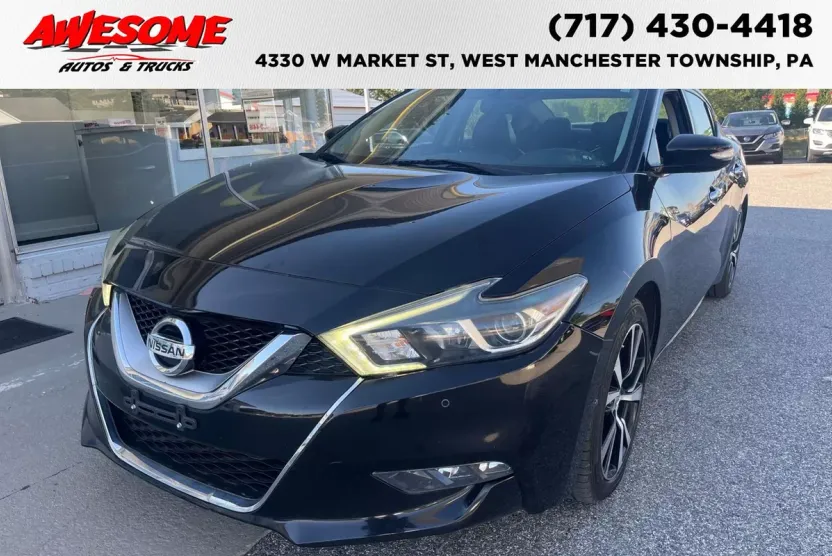 2017 Nissan Maxima SV photo 1
