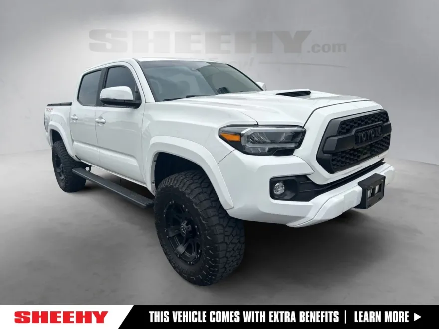 2021 Toyota Tacoma TRD Off-Road photo 1