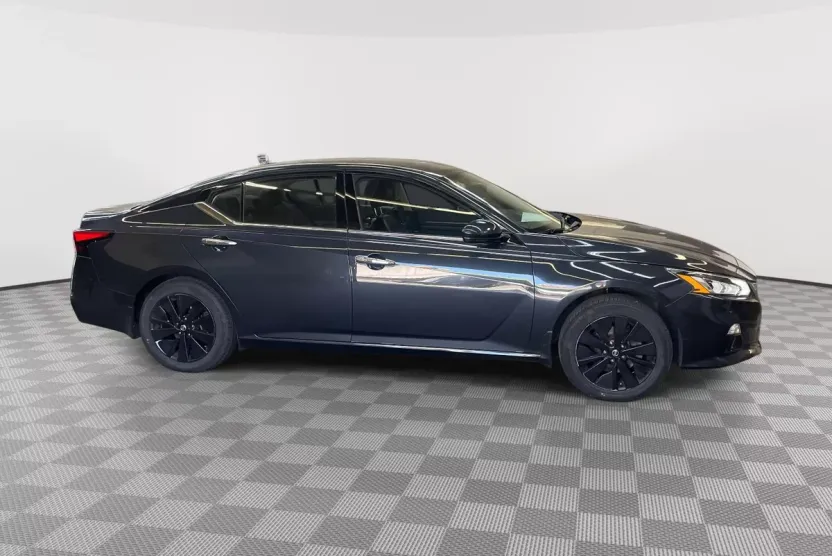 2019 Nissan Altima 2.5 SL photo 1