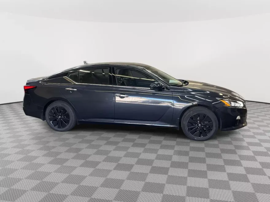 2019 Nissan Altima 2.5 SL photo 1
