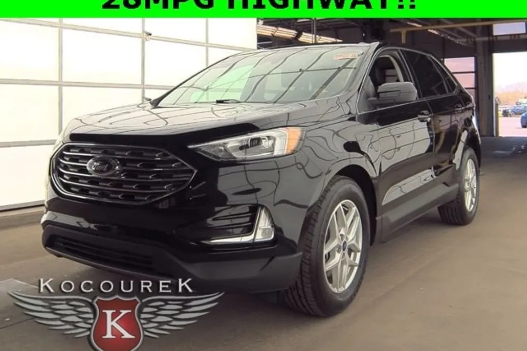 2022 Ford Edge SEL photo 1