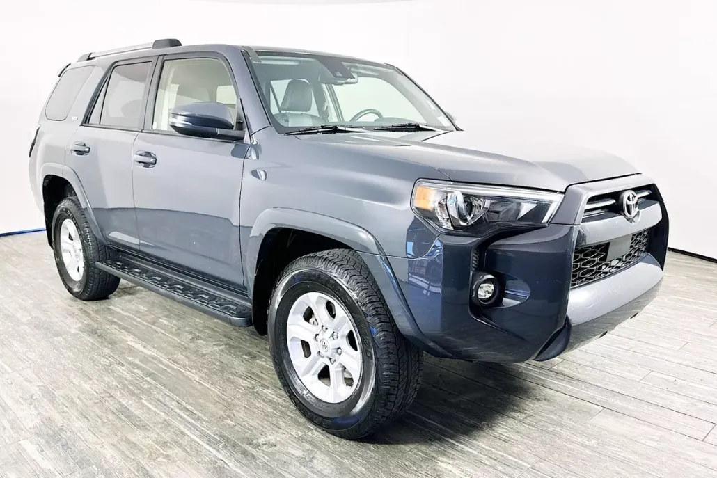 2024 Toyota 4Runner SR5 Premium photo 1