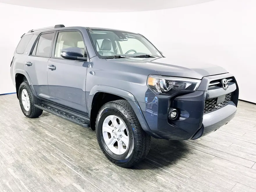 2024 Toyota 4Runner SR5 Premium photo 1